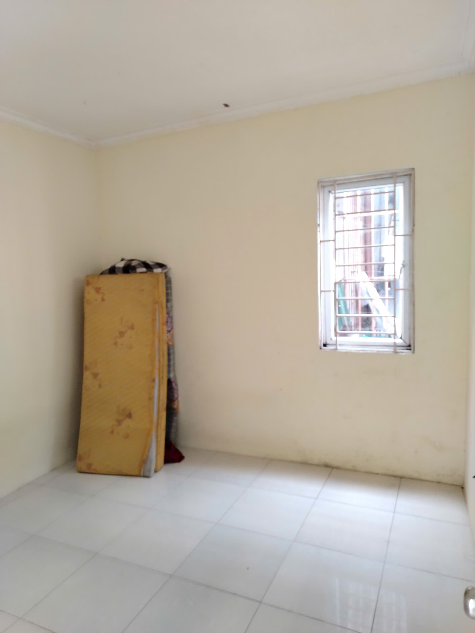 Cho thuê nhà nguyên căn ngõ 358 Bùi Xương Trạch, 3 tầng x 35m2, 3 ngủ, 8 triệu - Ảnh 1